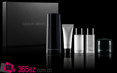 GIORGIO ARMANI LUXURY TRAVEL SET阿玛尼「黑钥匙」奢华旅行套装 2380元